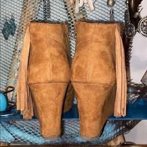 Tan suede fringed booties